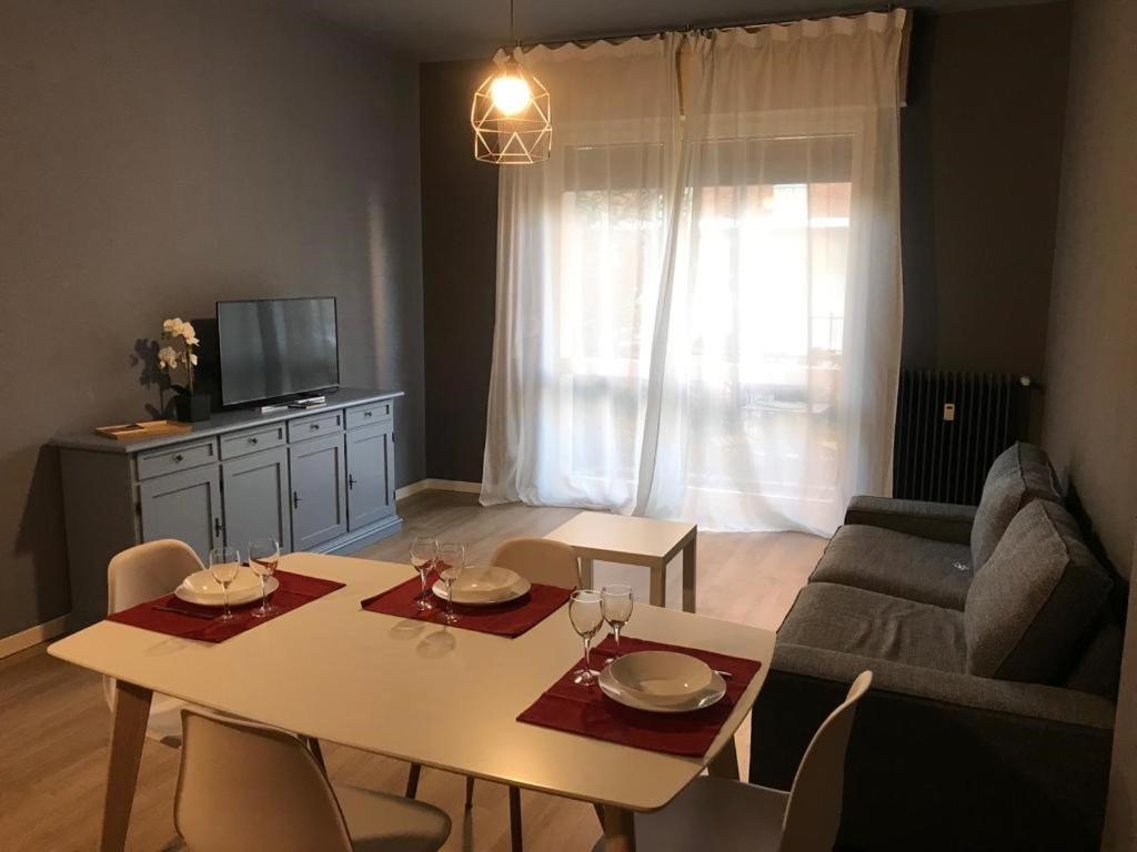 La Casa Di Anna, Appartamento Trilocale Con Balcone E Garage Бреша Екстериор снимка